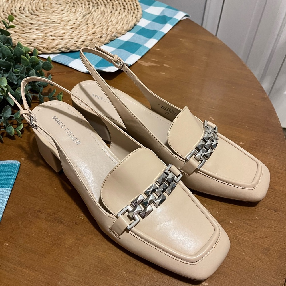 Marc Fisher Graci Pump Sling back